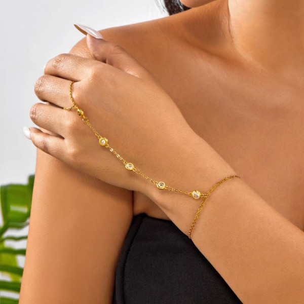 Браслет-слейв с цепочками и миниатюрными сердцами CJT06961