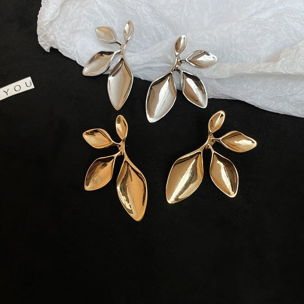 Серьги-гвоздики CJL19307