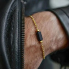 Браслет-цепочка с черной прямоугольной вставкой CJT24287