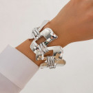 Жесткий браслет CJK24543