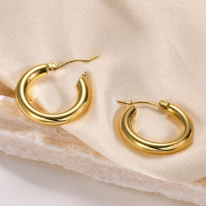 Гладкие золотистые серьги-кольца CJC96188