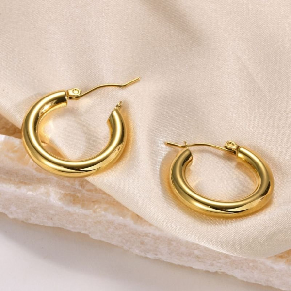 Гладкие золотистые серьги-кольца CJC96188