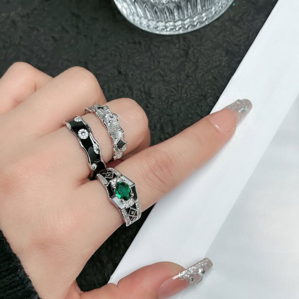 Кольцо напыление платиной с цирконом 1J11685CJJ