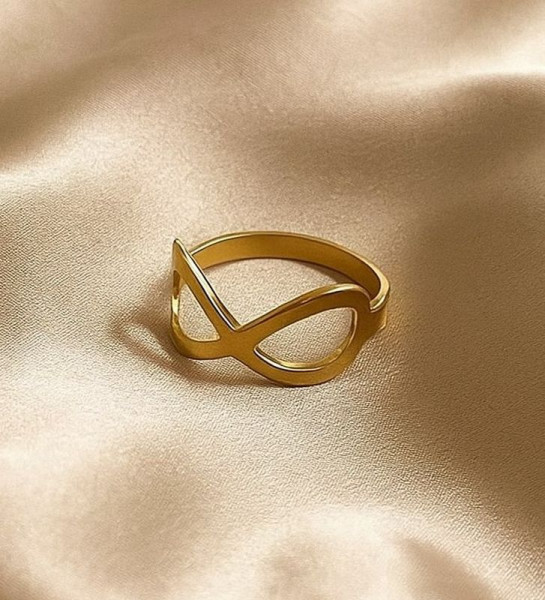 Разомкнутое кольцо с перекрещенными линиями J11369CJJ