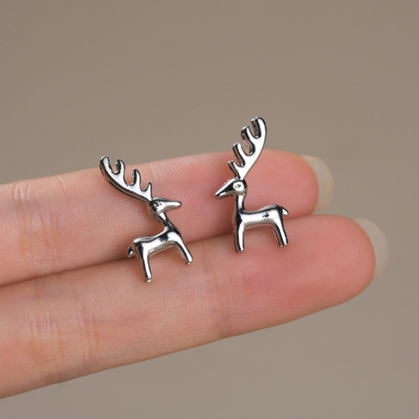 Минималистичные серьги «Силуэт оленя» CJR87138