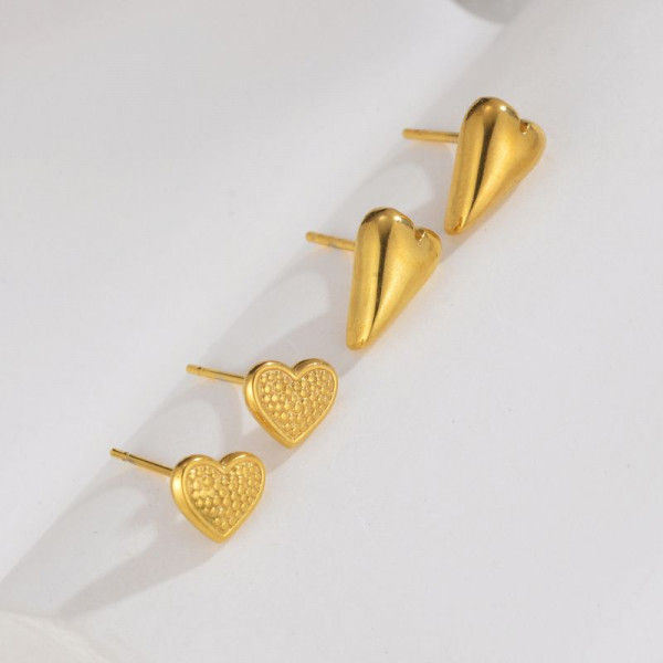 Серьги-пусеты Сердца фактурные с точечным узором CJL35113