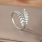 Разомкнутое кольцо в форме колосьев из стали CJL77612