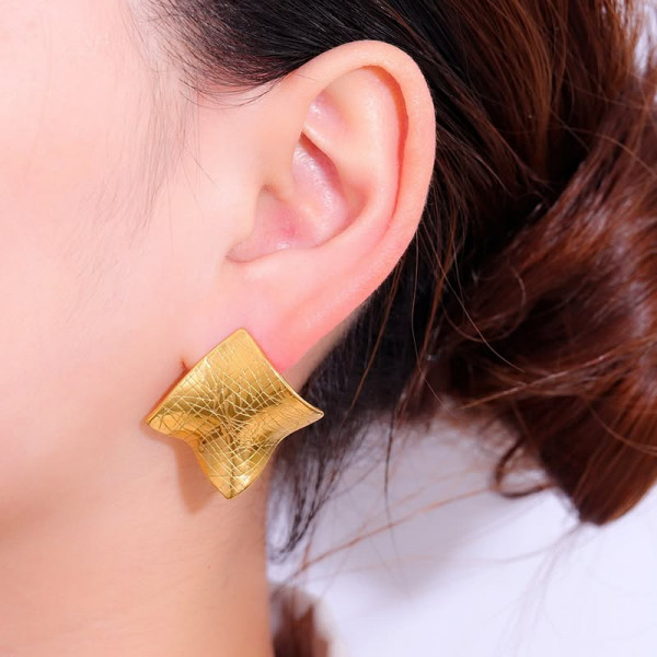 Золотистые серьги-пусеты Квадрат 1J11688CJJ