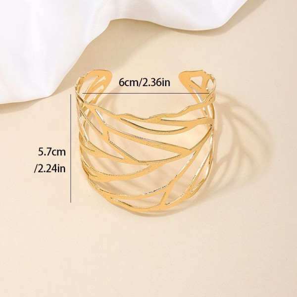 Браслет жесткий ажурный в виде переплетенных нитей CJG26685