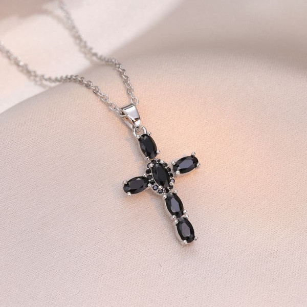 Колье из стали CJC93587