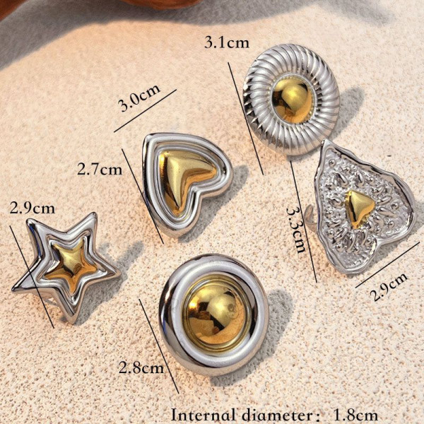 Крупное кольцо-сердце с текстурой под серебро CJN76665