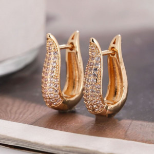 Серьги-пусеты в форме подковы со стразами CJH45433