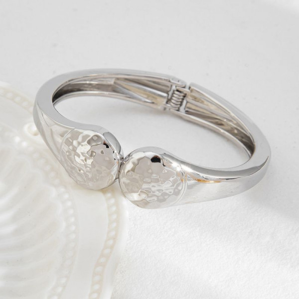 Жесткий браслет CJL85646