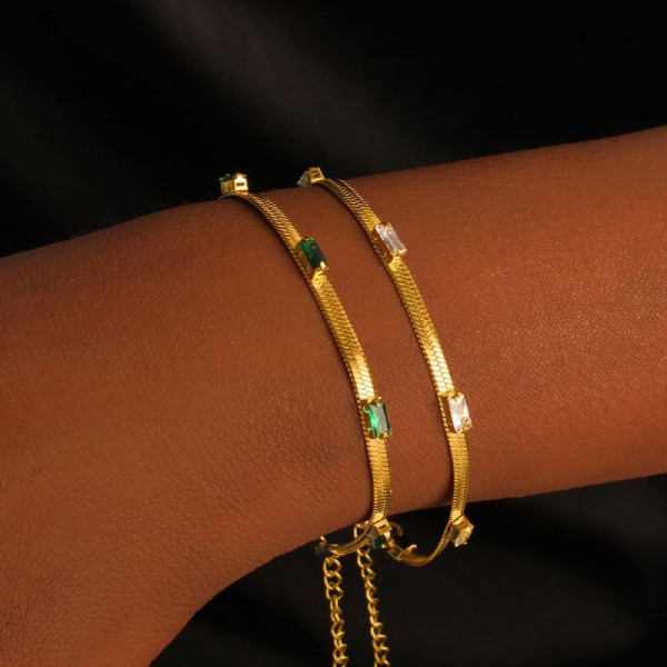 Браслет тонкий жесткий с разноцветными кристаллами CJN43493