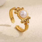 Кольцо с крупным жемчугом в винтажном обрамлении CJL13464