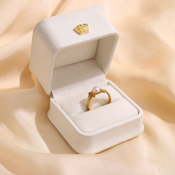 Кольцо с крупным жемчугом в винтажном обрамлении CJL13464