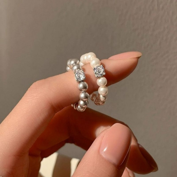 Кольцо-дорожка из чередующихся металлических шариков CJH77198