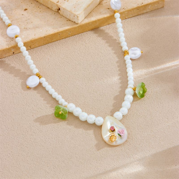 Длинное жемчужное колье с подвеской-каплей и цветами CJP55838