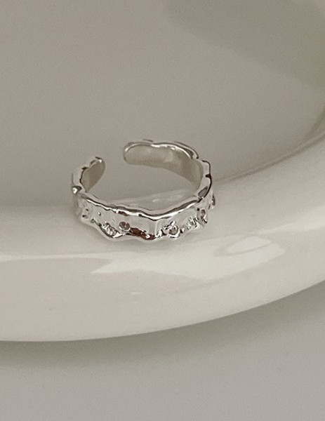 Кольцо из переплетенных овальных звеньев цепочки M18510