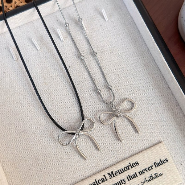 Элегантная Цепочка с подвеской в форме банта на мягком шнурке CJD81395