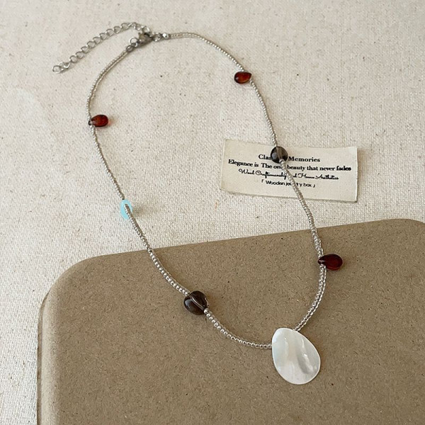 Колье из бисера с кулоном из раковины 1J11934CJJ