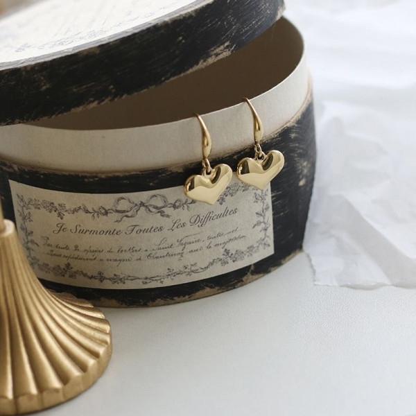 Серьги-петли с объемными сердцами CJC66889