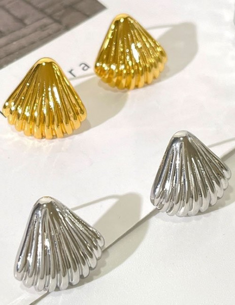 Золотистые серьги-пусеты «Ракушки» Z27622