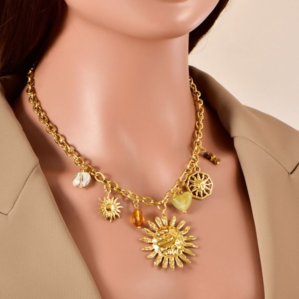 Золотистая цепь с массивным солнцем и этническими подвесками CJR55549