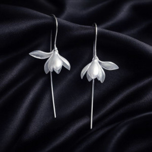 Длинные серьги-подвески «Серебряный подснежник» 1J12481CJJ