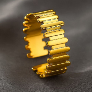 Кольцо медицинская сталь напыление золотом 1J12166CJJ