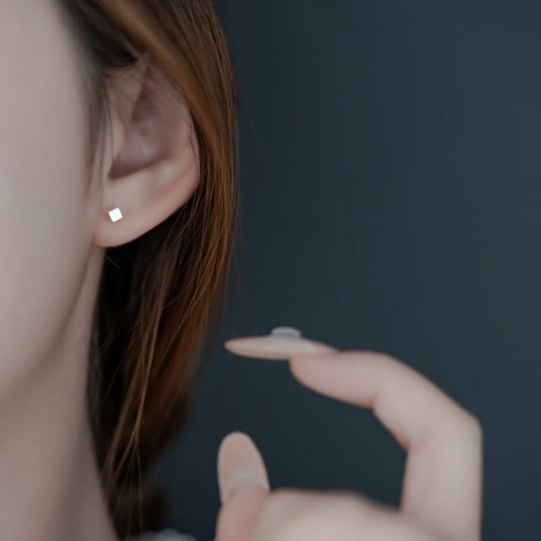 Серьги-гвоздики кубики 1J11692CJJ