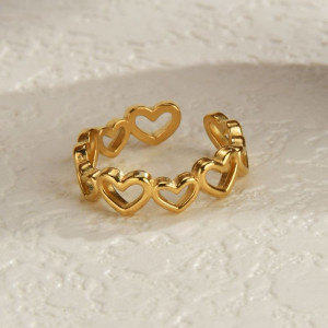 Золотистое стальное кольцо из соединенных сердец CJC62893