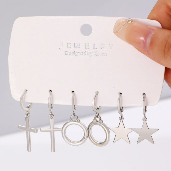 Набор серебристых серег конго с геометрическими и жемчужными подвесками CJH66983