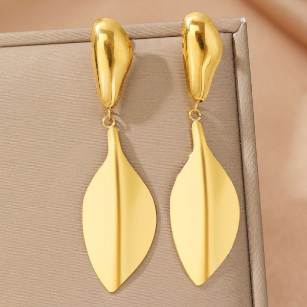 Серьги Висячие Листья изогнутые глянцевые CJM03868