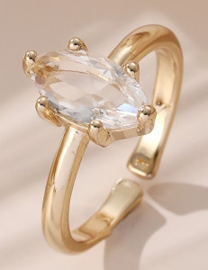 Кольцо с крупным кристаллом огранки «маркиз» U82277