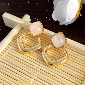 Серьги-гвоздики с геометрическими подвесами CJG37488