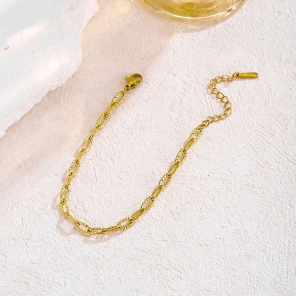 Браслет-цепочка с крупными овальными звеньями CJH63039