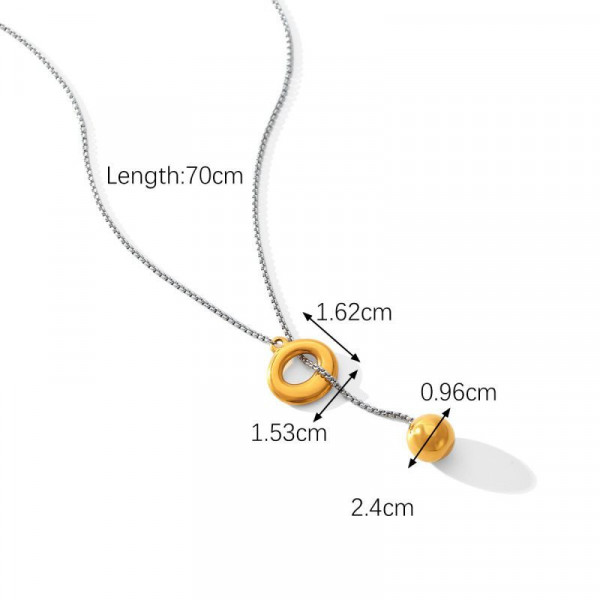 Золотистое колье-галстук с кольцом и сферой CJL78824