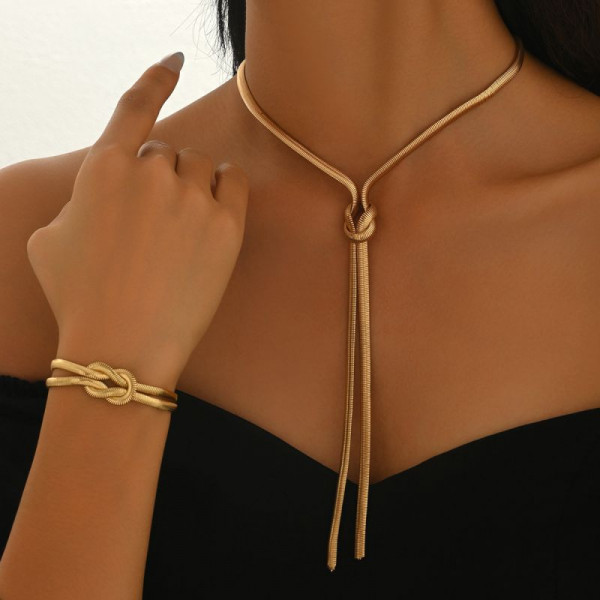 Колье-галстук из плоских металлических цепей золотистого тона CJT17541