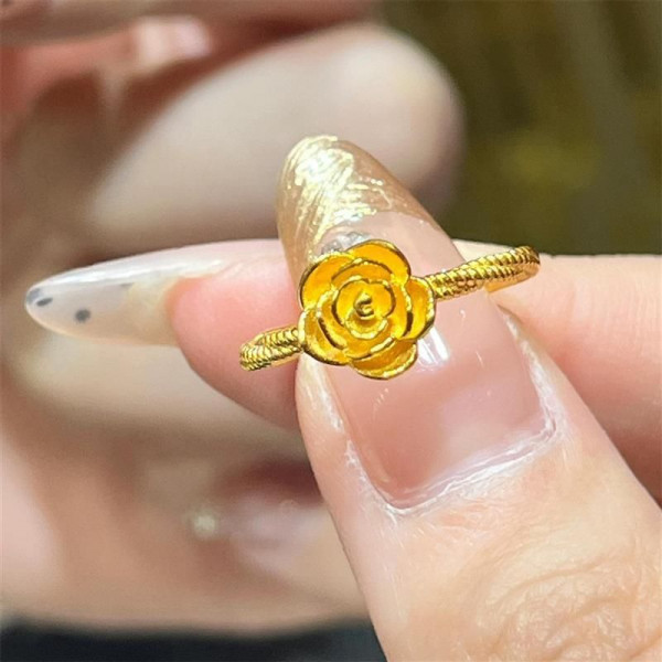 Незамкнутое кольцо с цветком и зеленым кристаллом CJL19327