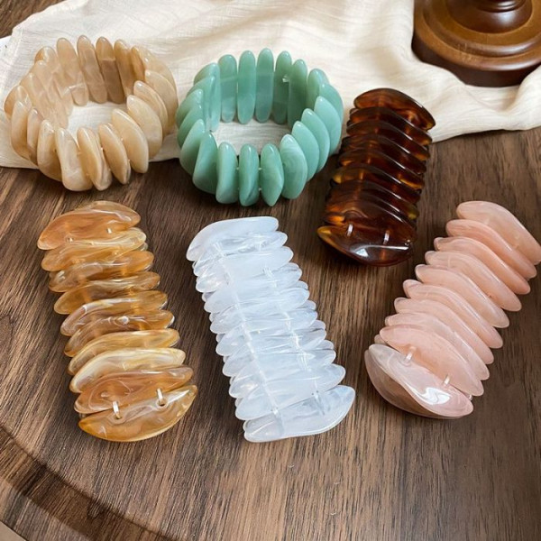 Браслет жесткий многослойный с декоративными дисками CJM37597