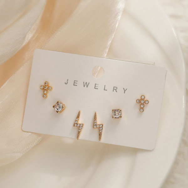 Ювелирный комплект серег CJH85129