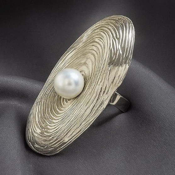 Массивное кольцо в форме раковины с жемчужиной 1J12199CJJ