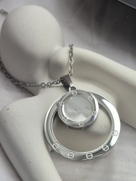 Колье с подвеской в форме диска с винтовым дизайном J10816CJJ