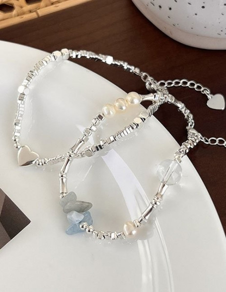 Браслет из бисера с бабочкой Z53177