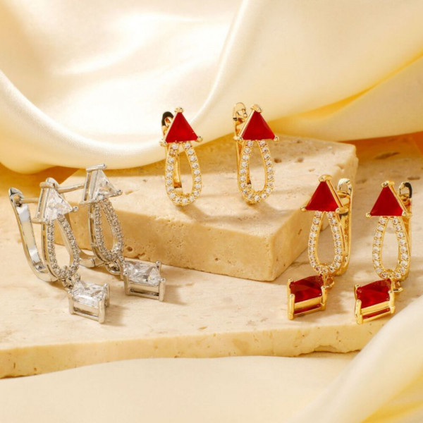 Серьги-капли с геометрическими кристаллами CJH97462