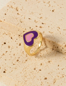 Кольцо с фиолетовым сердцем в золотистой оправе G84982