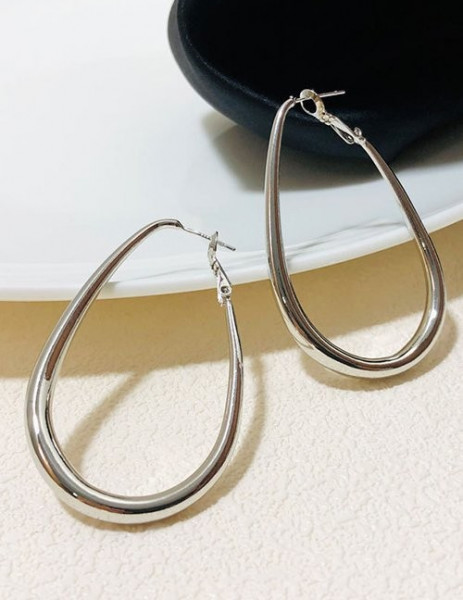 Большие серьги-кольца каплевидной формы из серебристого металла M08975