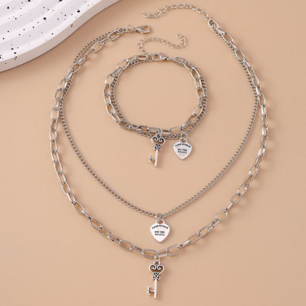 Комплект бижутерии CJH91360