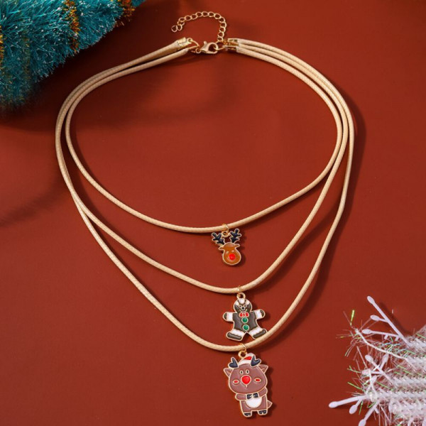 Трехслойное колье на кожаных шнурках с фигурными кулонами CJH14763